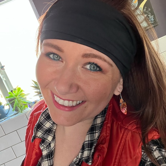 Meet your Posher, Crystal - Picture 1 of 1